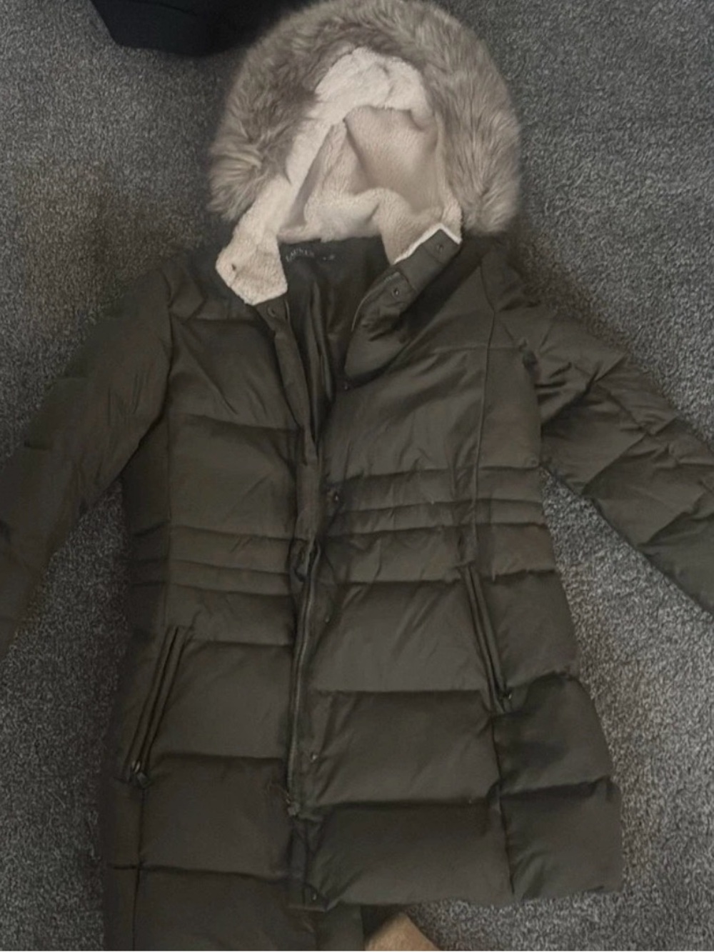 Lauren Ralph Lauren Olive Green Quilted Puffer Coat with Faux Fur Trim Hood
